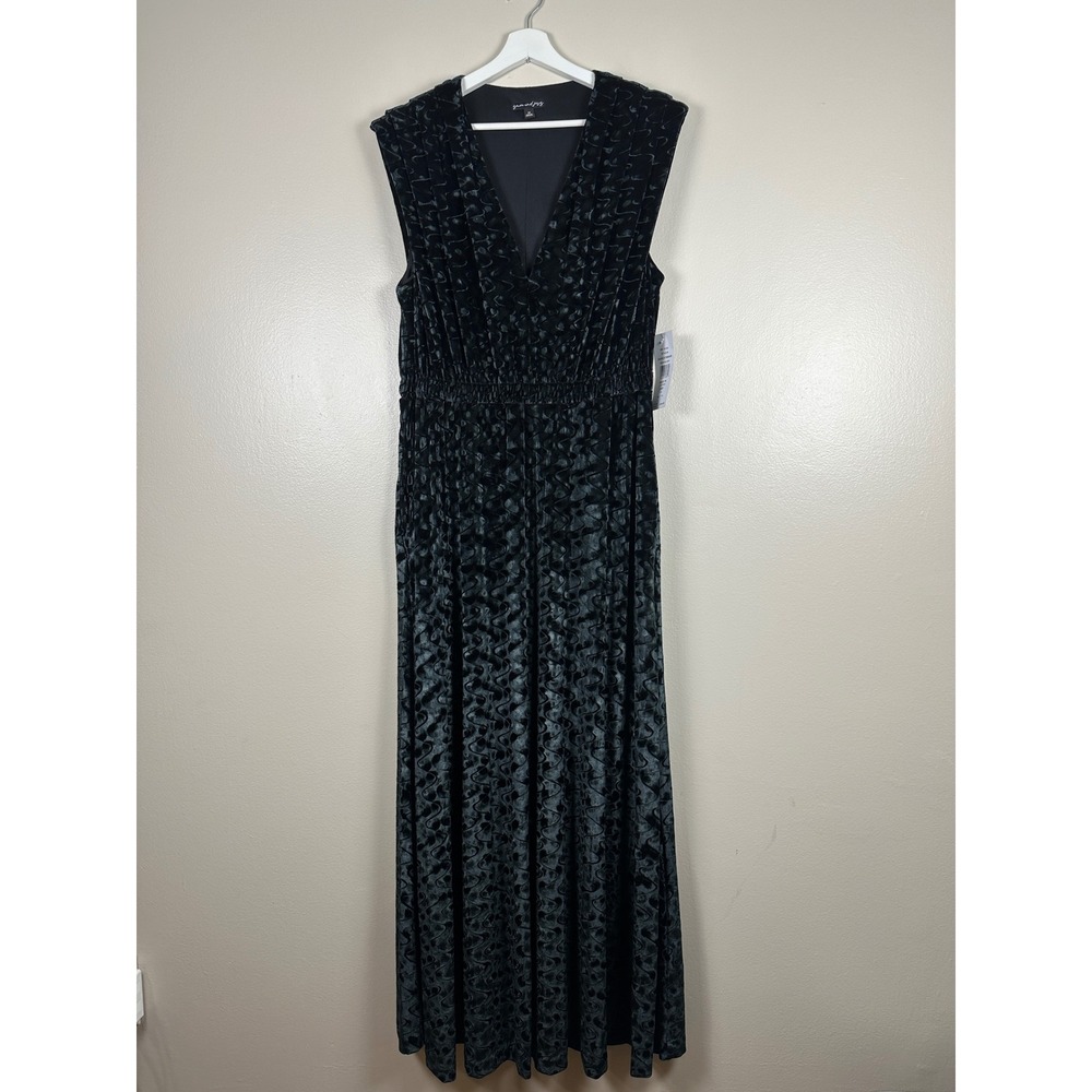 Sam and Jess Women's 14 Maxi Dress Rich Black Textured Velvet V-Neck Sleeveless